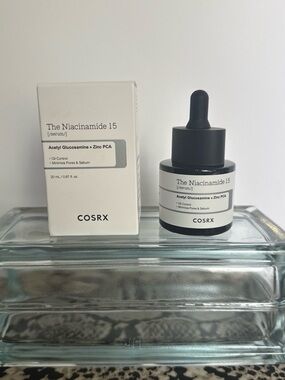 COSRX The Niacinamide 15 Serum — Black & White